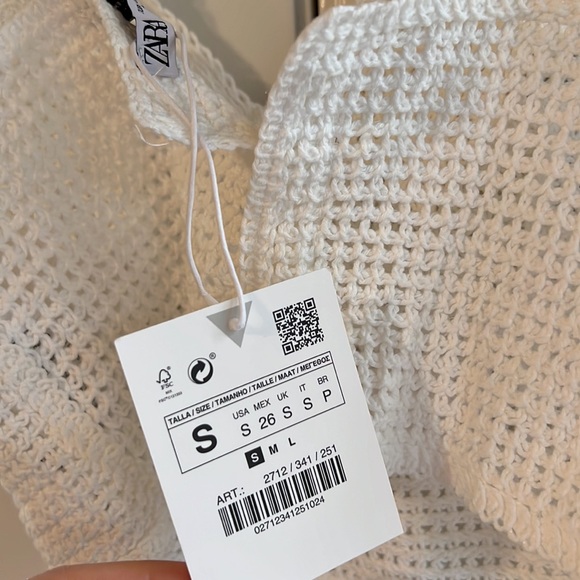 Zara Crocheted top - Picture 4 of 4